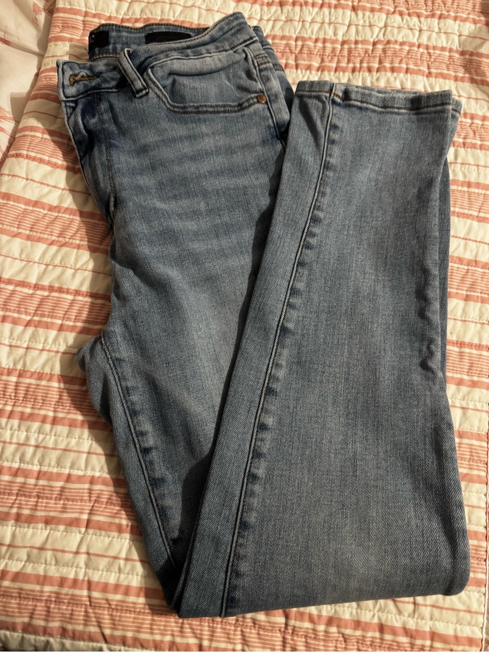 Judy Blue Mid Blue Skinny Jeans